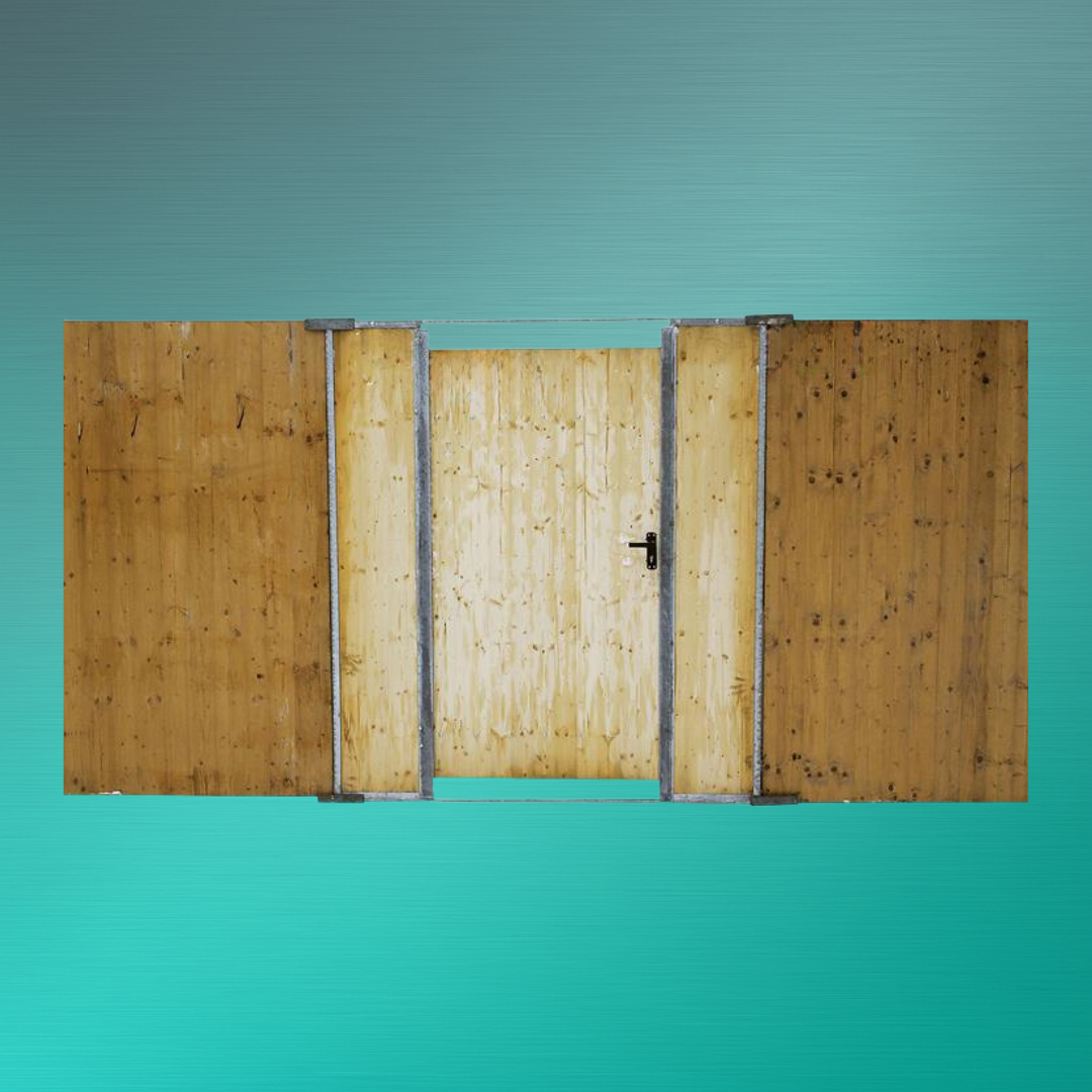 Holzbauzaun mit Schlupftür mieten – flexible Zugangslösung für Baustellen und sichere Absperrungen mit Novaro