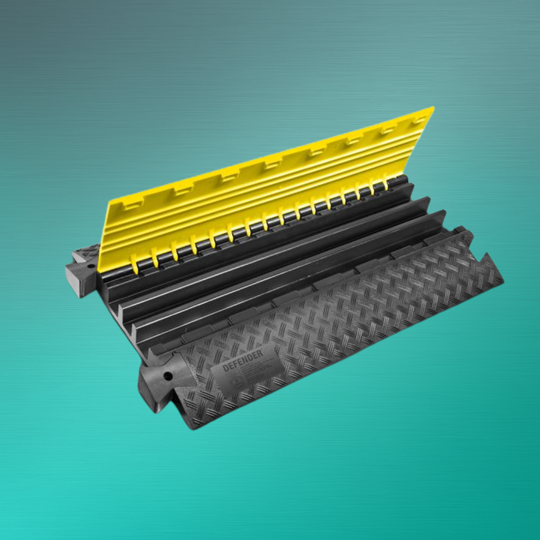 Kabelüberfahrschutz 1000x600 mm mieten – extra belastbarer Kabelschutz für Baustellen, Industrieanlagen und Events mit Novaro